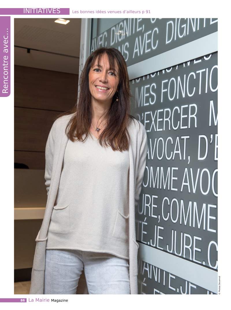 Photo de Sandrine FIAT issue du magazine "LA MAIRIE"